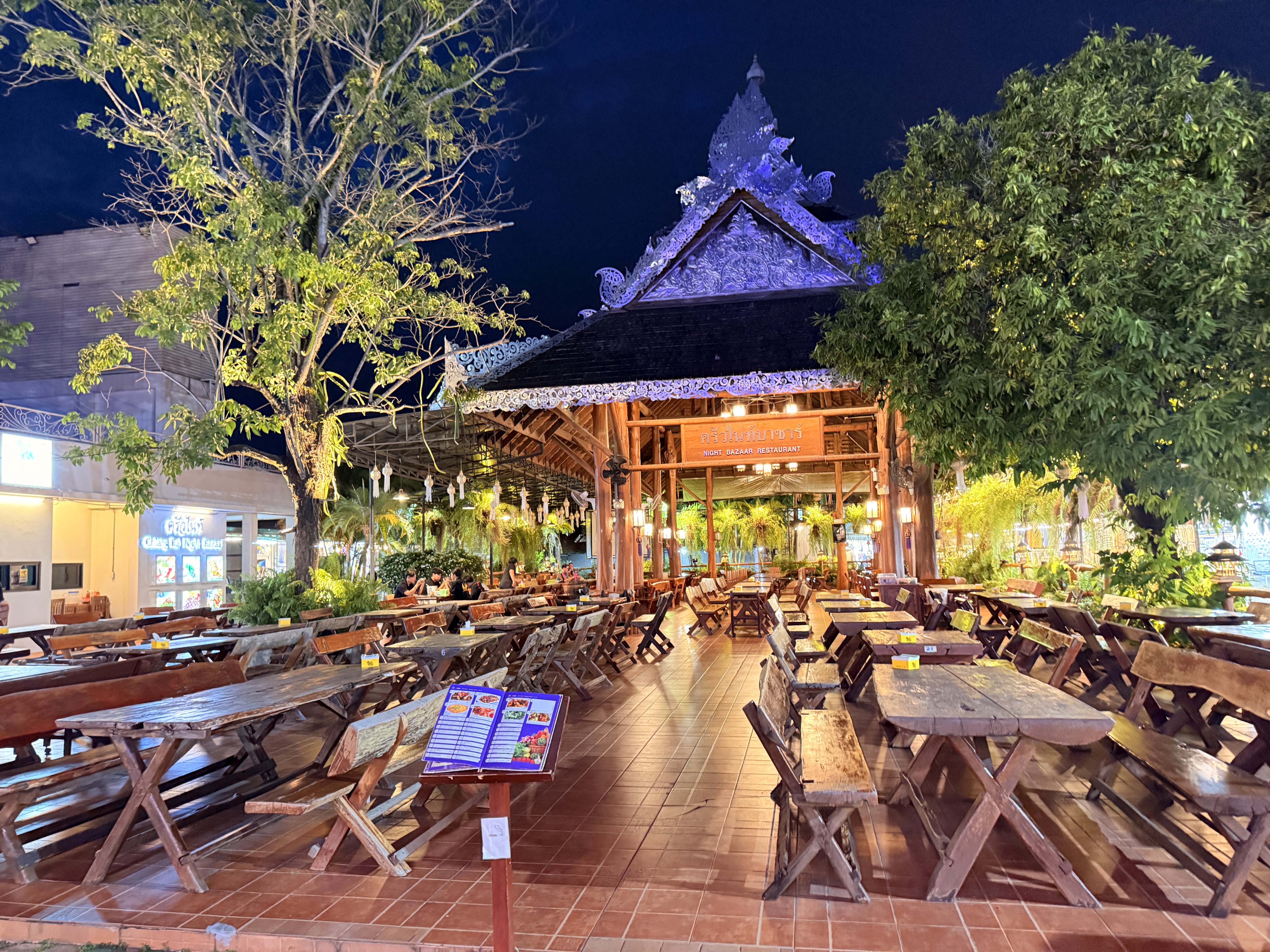 ของกินที่เชียงรายไนท์บาร์ซาร์